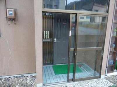 Traditional 6DK House for Sale in Towada-Oyu Hot Spring Town — Image 1, Kazuno, Akita