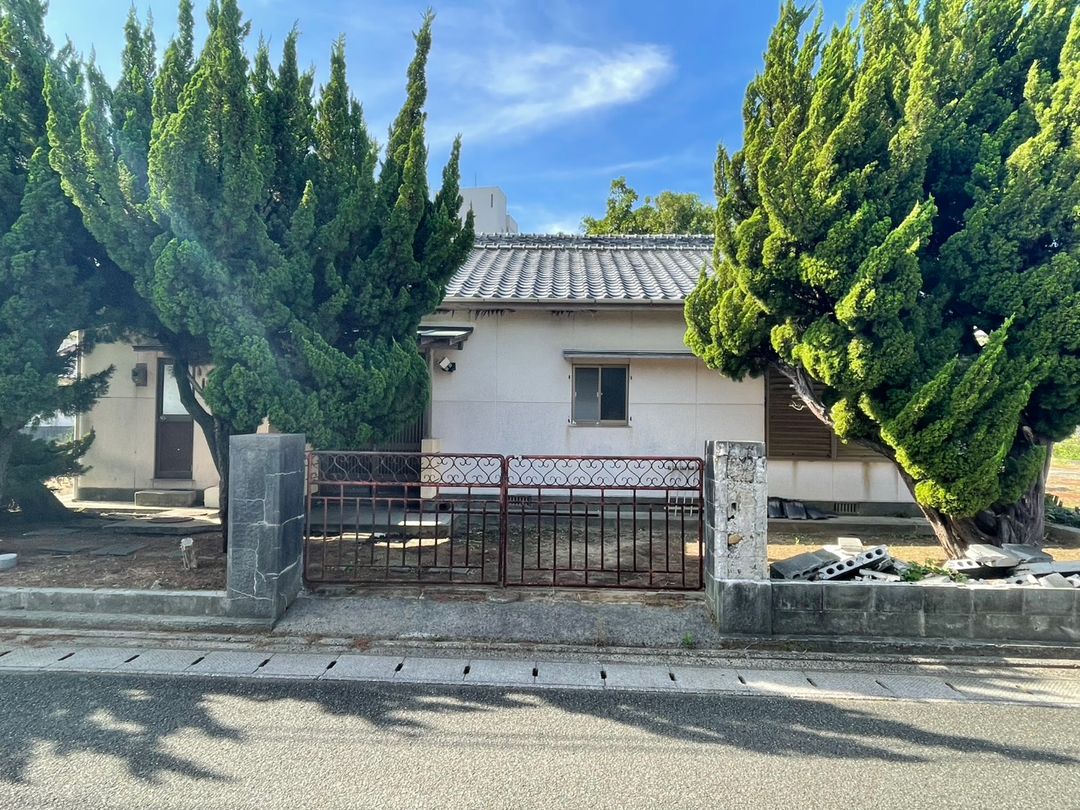 Traditional Wooden Akiya House on 946 sqm Land in Reihoku, Kumamoto - Thumbnail 2