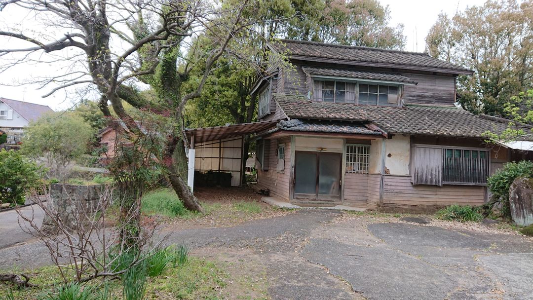 Showa-Era Kominka for Sale with Large Land in Nagasaki - Thumbnail 2