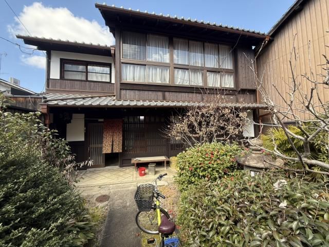 Kyo-Machiya Rental Along Shirakawa Canal in Okazaki, Kyoto - Thumbnail 2