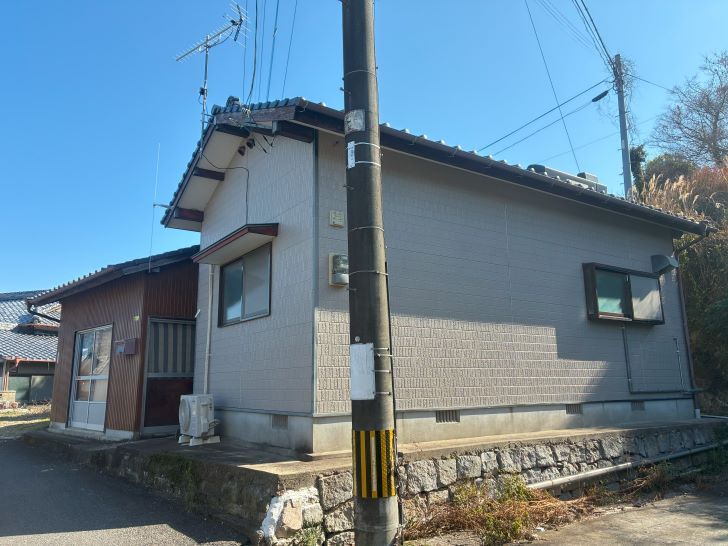 Compact 1K House with Warehouse in Oyano Town, Kamiamakusa - Thumbnail 2