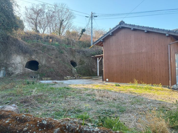 Compact 1K House with Warehouse in Oyano Town, Kamiamakusa - Thumbnail 4
