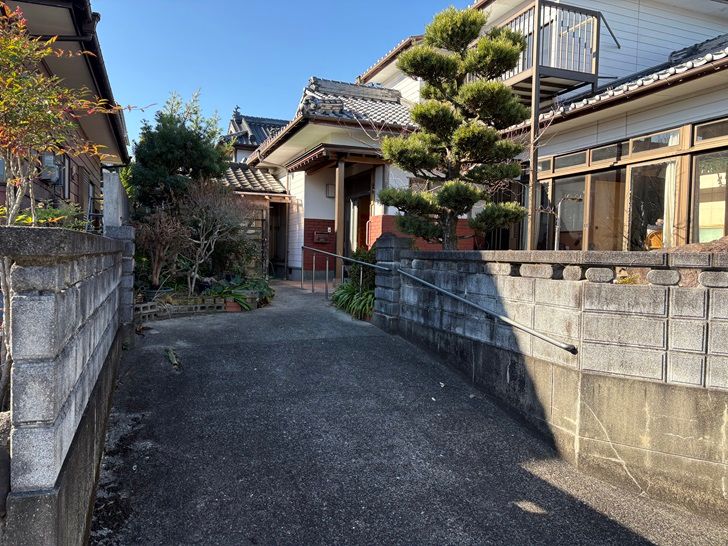 5LDK House for Sale in Himedo, Kamiamakusa City - Thumbnail 2