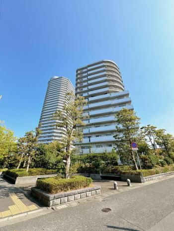 3LDK Apartment for Sale in Utazu, Kagawa - 83.74 sqm - Thumbnail 2