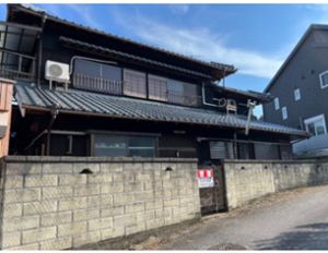 2-Story Wooden House for Sale in Kita-ku, Kobe with Garden - Thumbnail 4