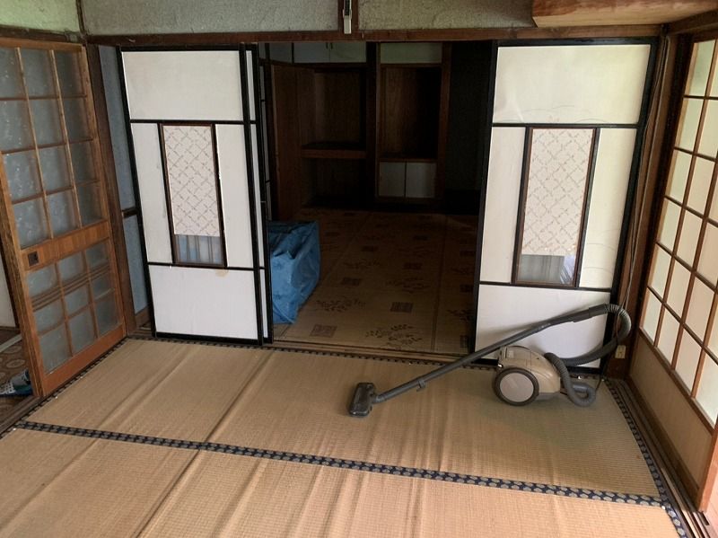 Yamaga Akiya: 5K+ House with Barn & Farmland, 2.7M Yen - Thumbnail 4