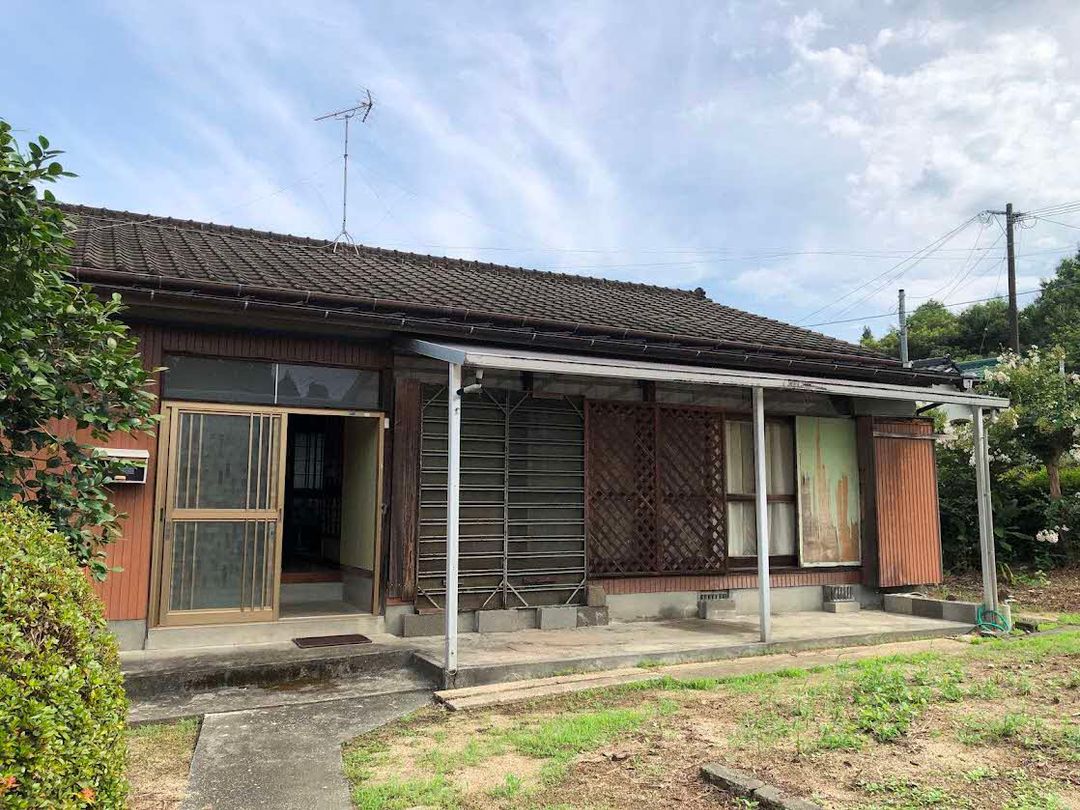 4DK Single-Story House for Sale in Uki, Kumamoto on 540 sqm Land - Thumbnail 3
