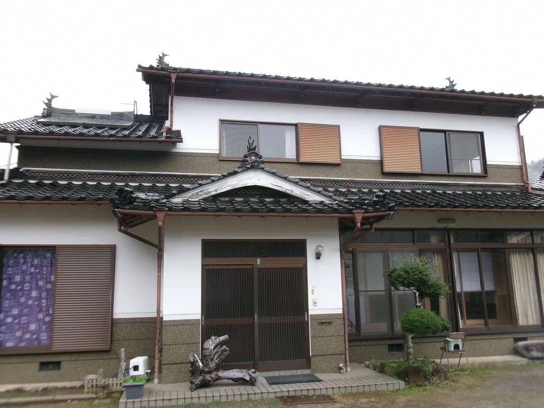 Spacious 5K Wooden House for Sale in Yaguno-cho, Fukuchiyama - Main Image