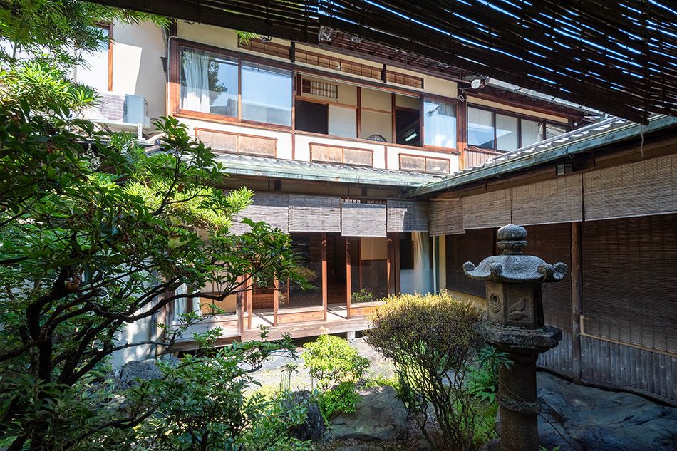 Large Kyoto Machiya for Rent in Kamigyo Ward, Kyoto - Thumbnail 3