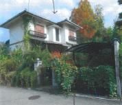 Foreclosure House for Sale in Hirakata, Osaka - 3LDK - Main Image