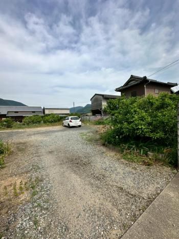Spacious 9DK House for Rent in Sakaide City, Kagawa - Thumbnail 4