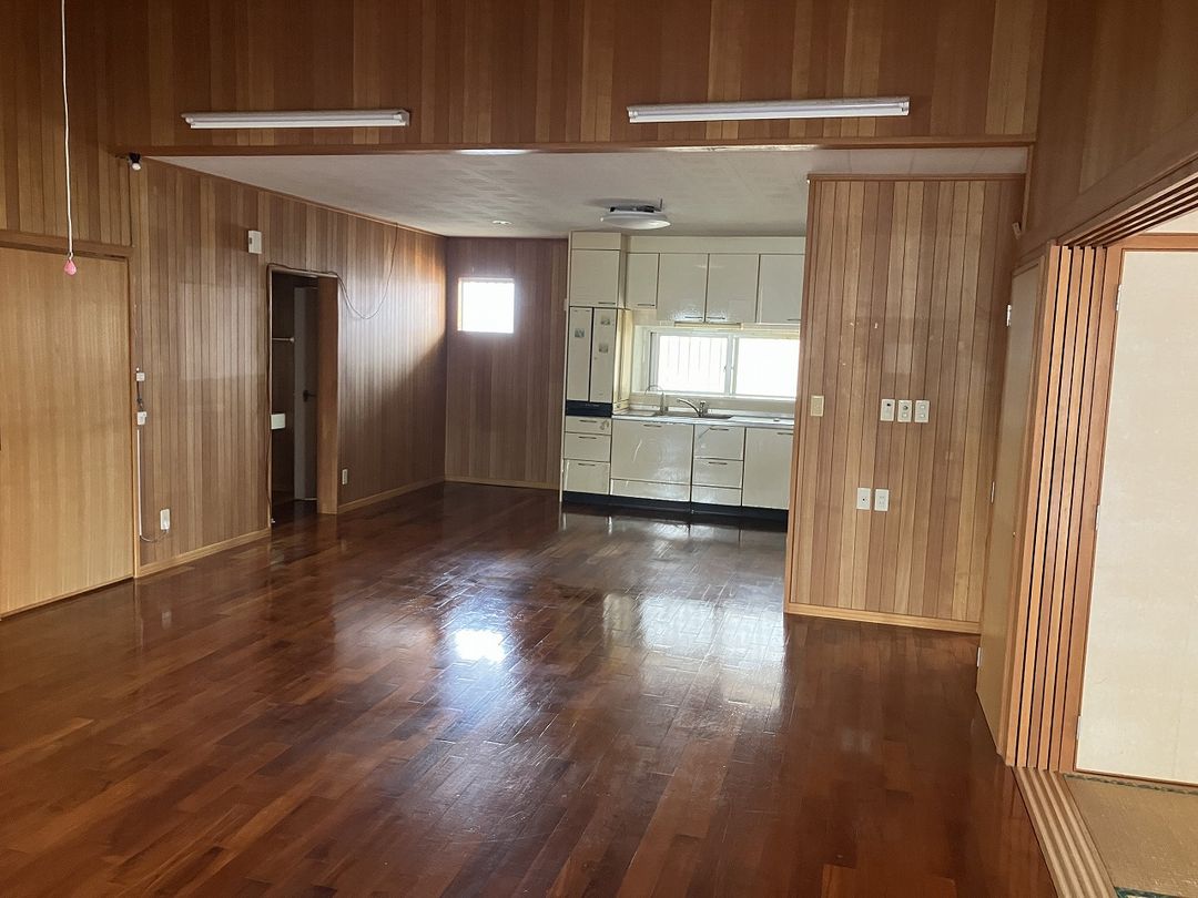 3LDK Detached House with Office in Miyakojima City, Okinawa - Thumbnail 2