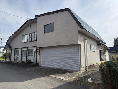 Traditional 8DK House for Sale in Hanawa, Kazuno City — Image 1, Kazuno, Akita
