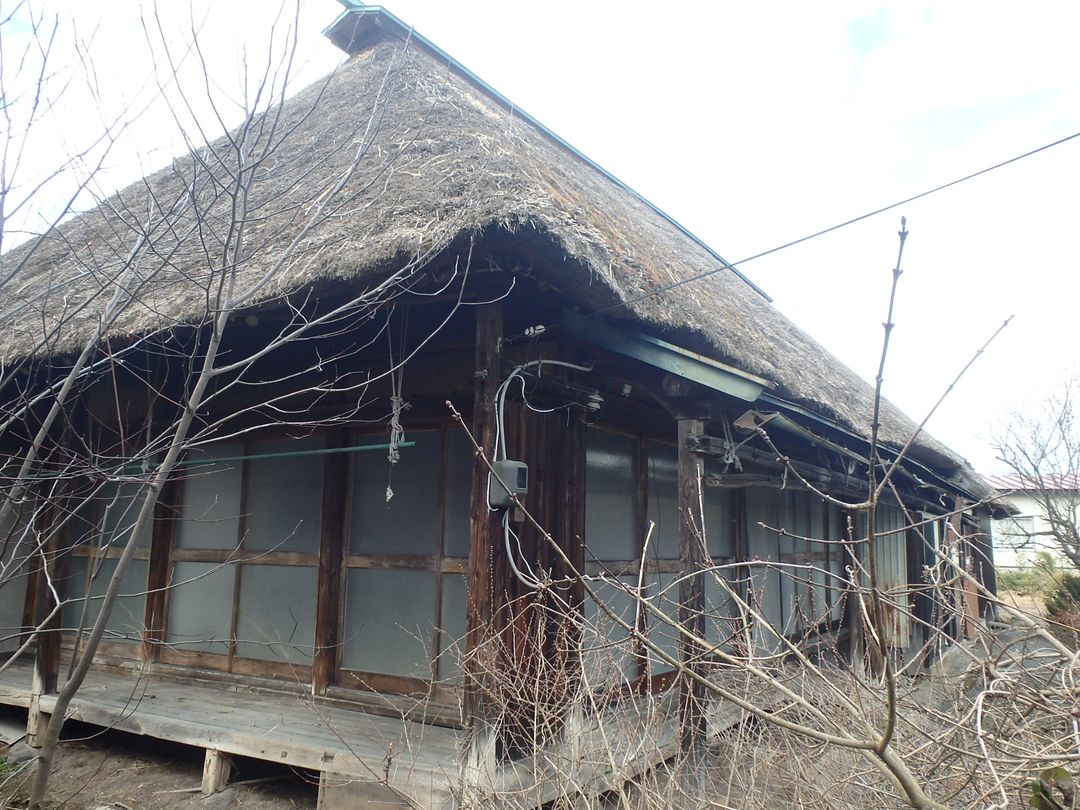 170-Year-Old Thatched-Roof Kominka in Yamanobe, Yamagata - Thumbnail 3
