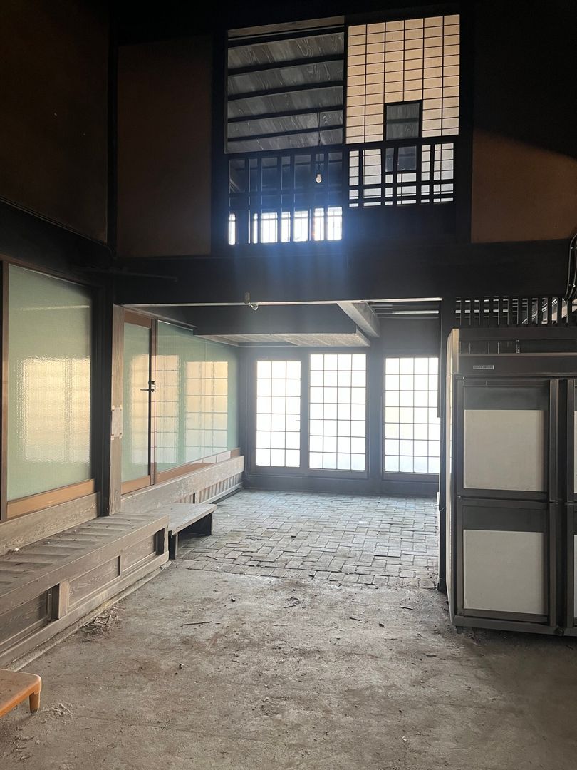 110+ Year Old Traditional Merchant House in Taku, Saga - Thumbnail 3