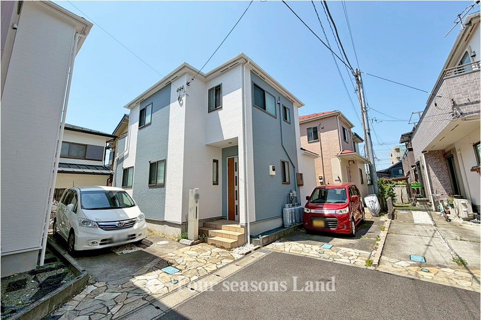 4LDK Resale House in Hiratsuka, Kanagawa - 110m² Land - Thumbnail 3