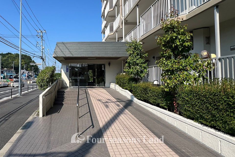 Fully Renovated 2LDK Apartment in Kamakura City, 77.61 sqm - Thumbnail 4