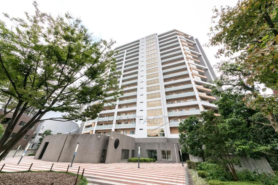 Shibuya Ains 2LDK Apartment for Sale in Central Tokyo - Thumbnail 3