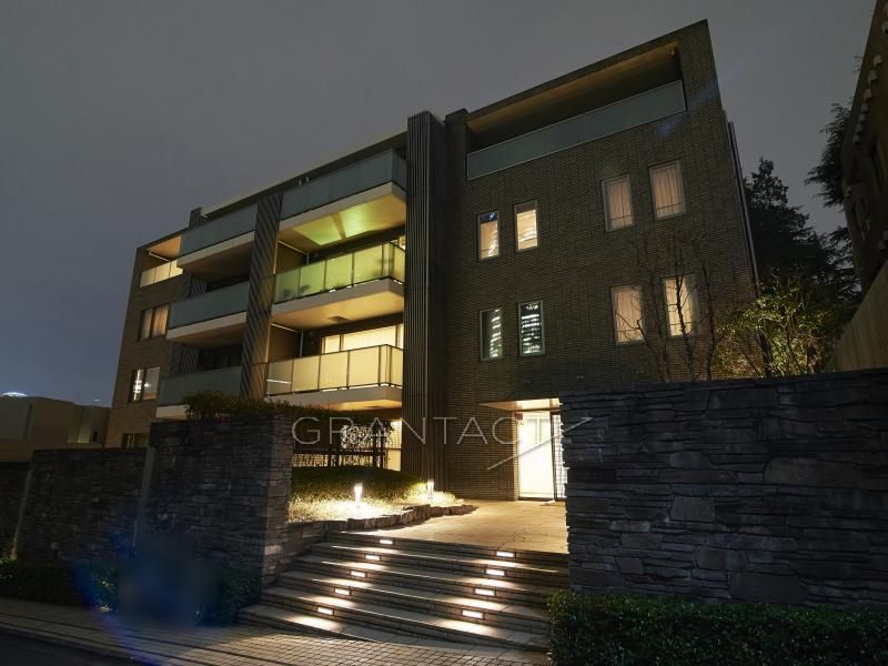 Motozabu Park House 3LDK with Tokyo Tower View | Minato, Tokyo - Thumbnail 4