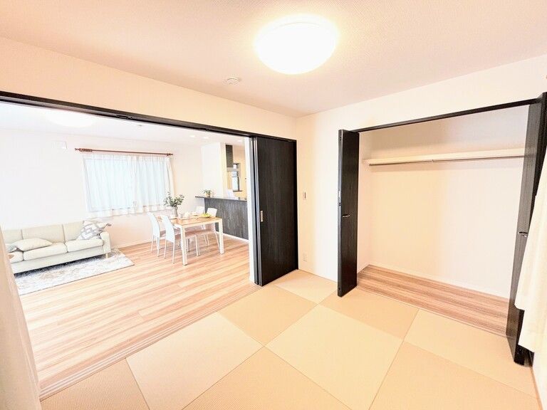 Renovated 4LDK House in Chuo Rinkan, Yamato City - Thumbnail 4