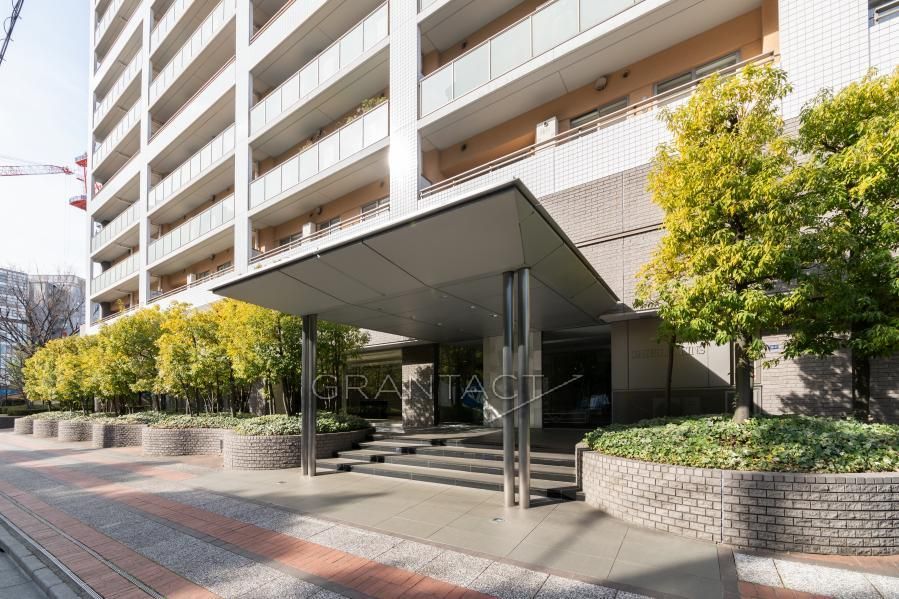 Shibuya Ains 2LDK Apartment for Sale in Central Tokyo - Thumbnail 3