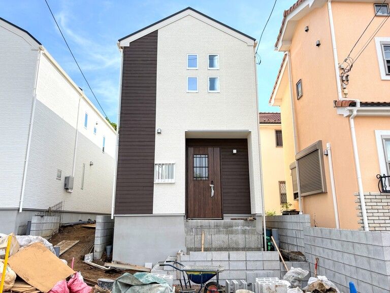 New 2LDK House in Fujisawa, Kanagawa - 102 sqm - Thumbnail 3