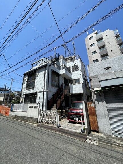 3LDK Detached House in Itabashi, Tokyo - 203.68 sqm - Thumbnail 3