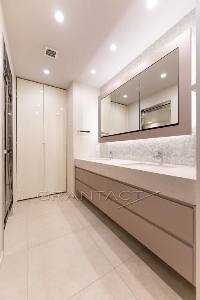 The Parkhouse Gran Minami-Aoyama 2LDK for Sale in Tokyo - Thumbnail 4