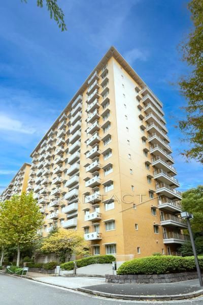 Hiroo Garden Hills West Hill I 3LDK | Fully Renovated | Tokyo - Image 1