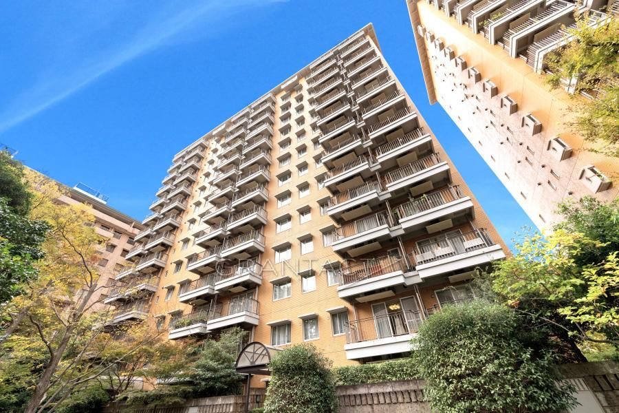 Hiroo Garden Hills West Hill I 3LDK | Fully Renovated | Tokyo - Thumbnail 2