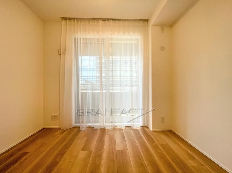 Courte Resident Tower 3LDK Apartment for Sale in Bunkyo, Tokyo - Thumbnail 4