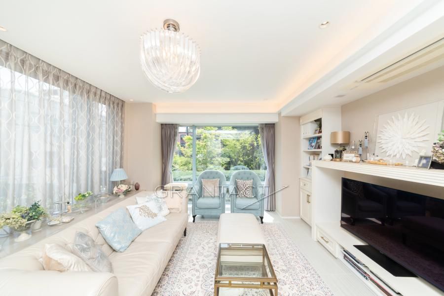 3LDK Apartment for Sale in Minato-ku, Tokyo - 125 sqm - Thumbnail 4
