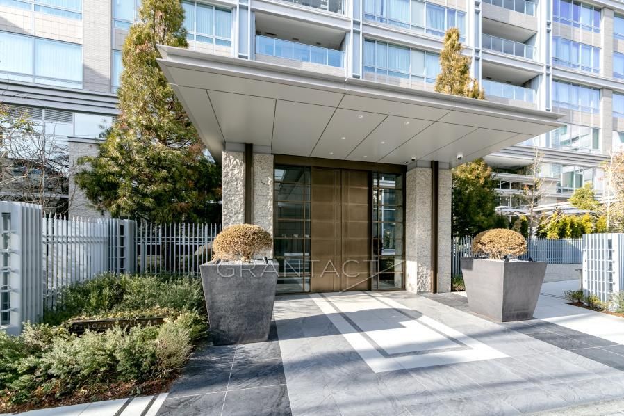 Park Court Chiyoda Yonbancho 2LDK Apartment for Sale - Thumbnail 3