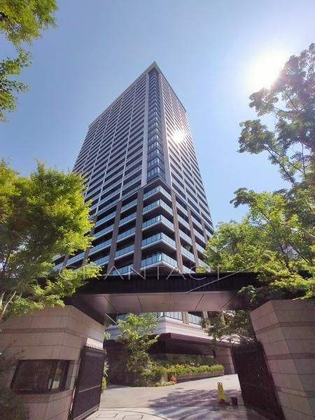 Grand Maison Shirokane no Mori The Tower 3LDK for Sale - Thumbnail 2