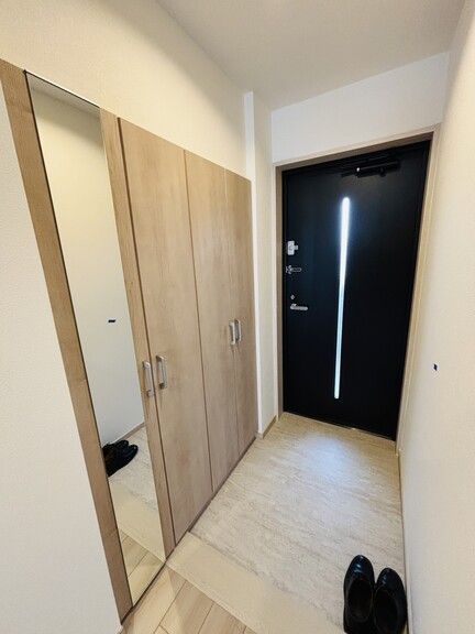 Renovated 3LDK Apartment for Sale in Nagoya's Mizuho Ward - Thumbnail 3