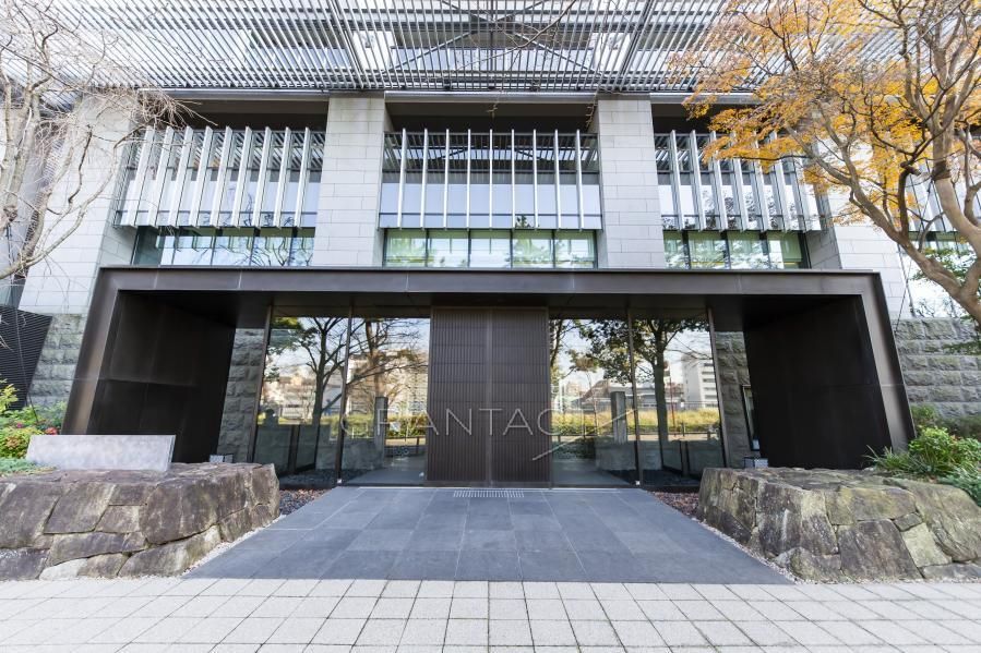 Park Court Chiyoda Fujimi The Tower 2LDK for Sale - Image 1