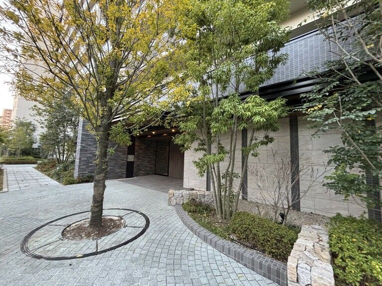 3LDK Apartment in Koto, Tokyo - 71m² - Near Nishiojima Station - Thumbnail 2