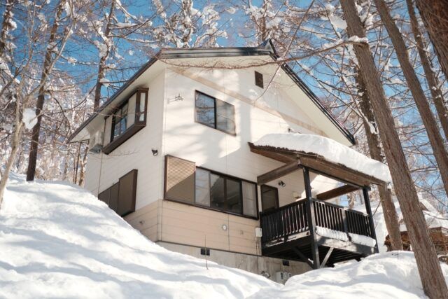 Renovated 3-Bedroom Villa in Madarao Tokyu Tangram Resort - Thumbnail 2