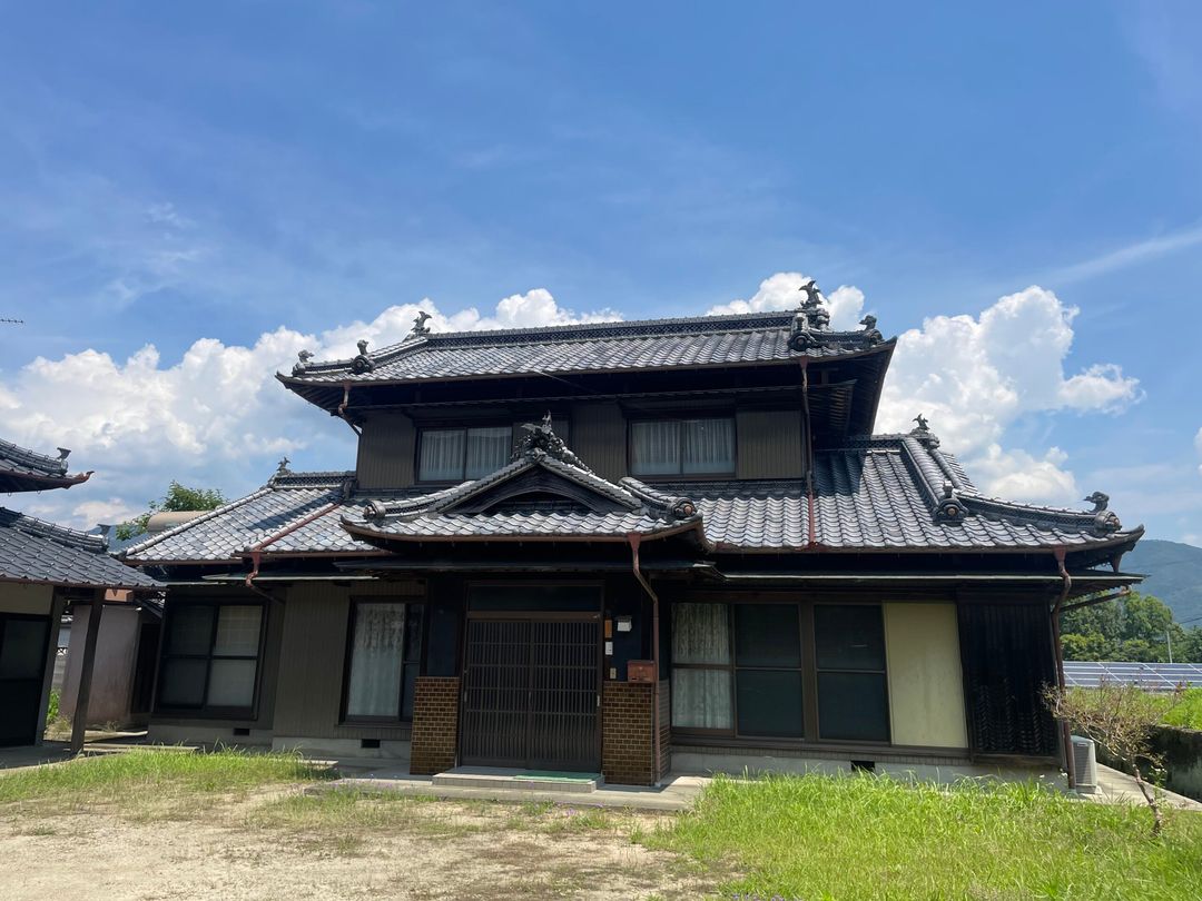 7K Farmhouse with Agricultural Land in Mima City, Tokushima - Image 1