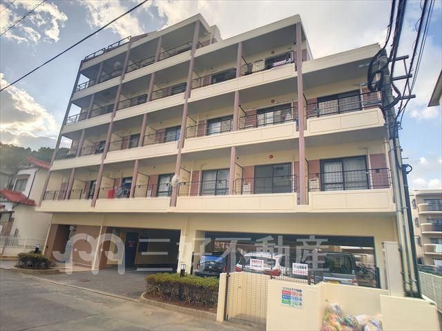 1K Apartment for Rent in Higashi Ward, Fukuoka City - Thumbnail 2