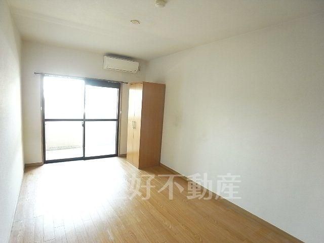 1K Apartment for Rent in Hakata Ward, Fukuoka - Thumbnail 4