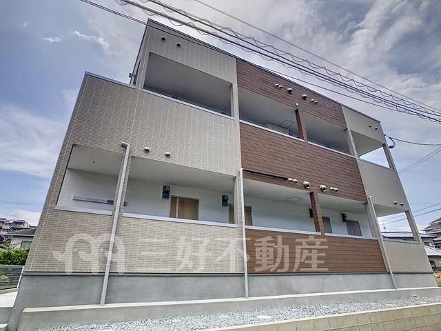 1R Apartment for Rent in Chikushino, Fukuoka - Near Futsukaichi Station - Image 1