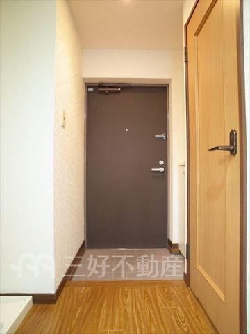 1K Apartment for Rent in Hakata, Fukuoka - 23.8 sqm - Thumbnail 3