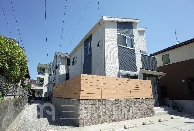 Brilliant Garden 2LDK Apartment for Rent in Nishi-ku, Fukuoka - Thumbnail 3