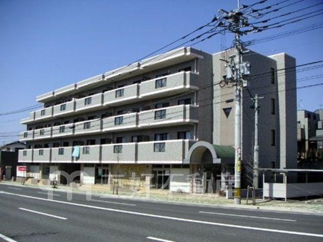 2LDK Top Floor Apartment in Onojo City, Fukuoka - Thumbnail 3