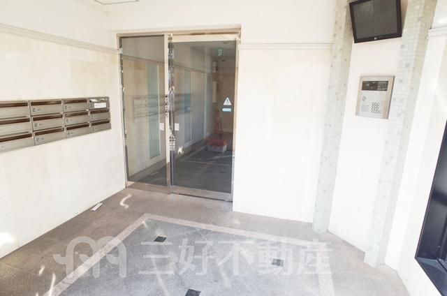 2LDK Top Floor Apartment in Onojo City, Fukuoka - Thumbnail 4