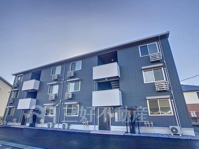2LDK Apartment for Rent in Itoshima City, Fukuoka - Thumbnail 3