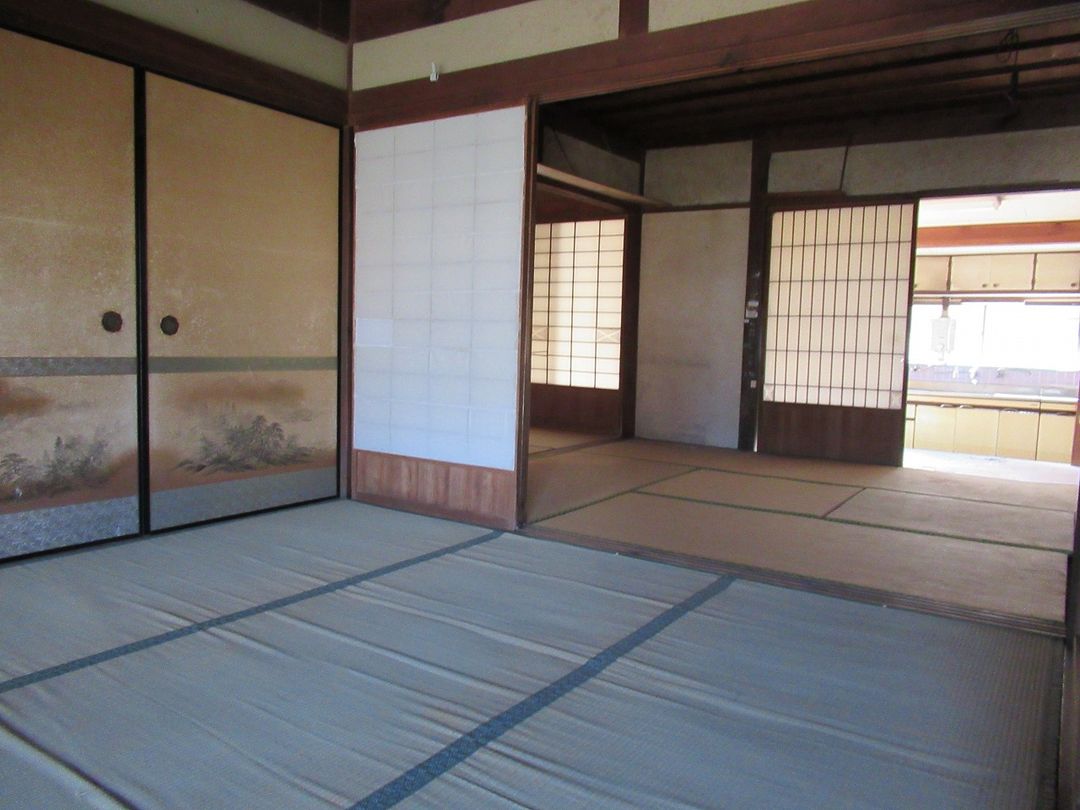 Two-Storey Wooden House in Masuda, Shimane – 137m² with Garden - Thumbnail 4