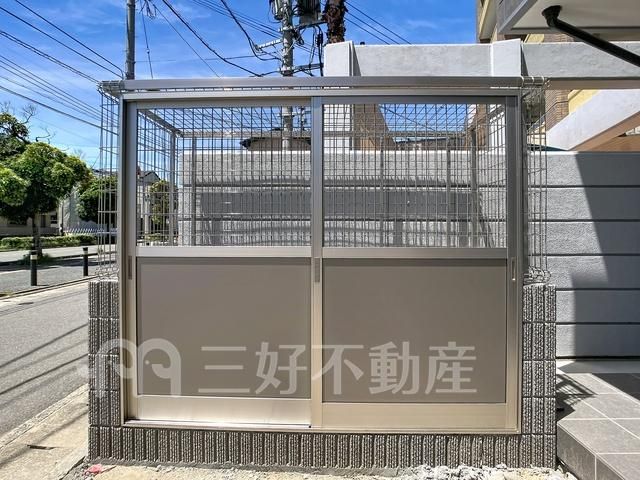 1LDK Apartment for Rent in Yokohama, Nishi-ku, Fukuoka - Thumbnail 3