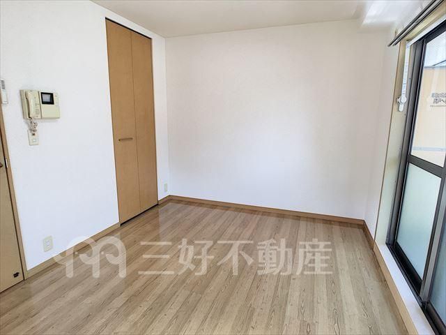 1K Student Apartment Near Watanabe-dori Station, Fukuoka Chuo Ward - Thumbnail 4